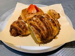 焦糖牛角包-来回·咖啡(钟村咖啡豆店)