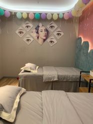 -PE SALON 