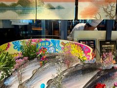 -雍容荟帝王蟹活龙虾展台自助(IFS黑金店)