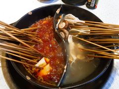 招牌红油锅底-钢管厂五区小郡肝串串香(南山店)