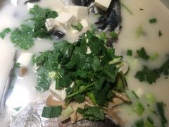 -姜君·千岛湖鱼头馆(浦东大道店)