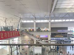 -麦当劳(上海虹桥站30B检票口楼上)