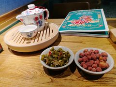酸豆角-潮粥荟·潮汕砂锅粥(朝阳大悦城店)