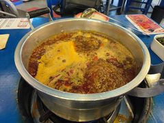 -马路边边麻辣烫联盟路店