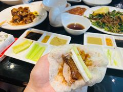 -皇城根·烤鸭·鱼头·家常菜(欧亚大观乐活城店)