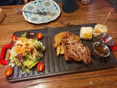 -I HOLIC艾豪丽披萨(KKone店)