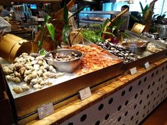 自助取餐区-广州中心皇冠假日酒店-环市食坊·海鲜自助餐厅