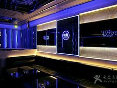 -唯歌量贩式KTV(万豪城市广场店)