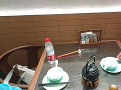 -潮界(LU·ONE凯德晶萃广场店)