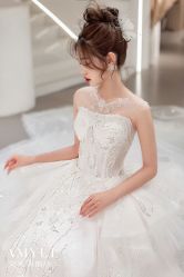 -艾米丽婚纱礼服