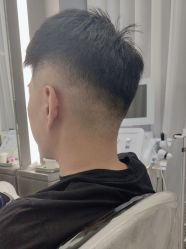 -PE SALON