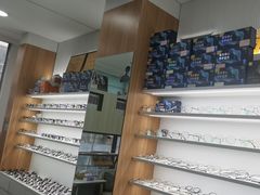 -视野联行眼镜·蔡司·依视路(省体育馆店)