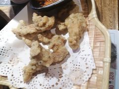-老牌坊云南鱼豆花火锅(哈西万达店)