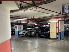 -中山公园-龙之梦停车场