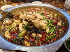 -乡土特色.冷锅鱼.牦牛肉汤锅