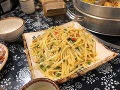 -黄桷树曹家私房菜(江与城店)