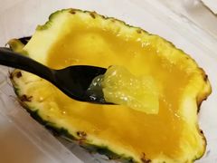 -志龙皇冠吃货椰子铺