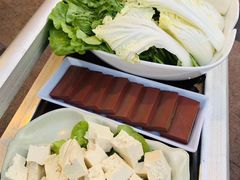 -羊家胡同·龙虾烧烤火锅(龙汇路店)
