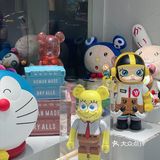 🔥杭州新店｜西湖边坠好逛的潮玩咖啡店‼️