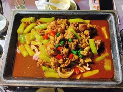 馋嘴牛蛙-70后饭吧(府河街店)