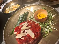 -草家酱蟹炭火烤肉店(珲春南路一店)