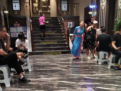 -哈啾嗨·新概念蒙餐(红星新城店)