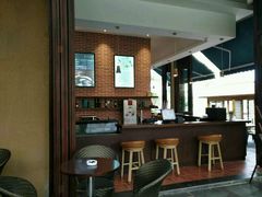 -三亚湾红树林度假酒店美食街