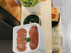-潮牛壹号鲜牛肉火锅(光谷天地店)