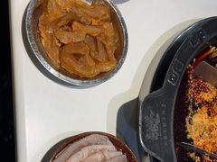 -卤校长老火锅(杨家坪直营店)