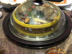 -日进一片海.生腌海鲜火锅.宵夜烧烤(三里屯总店)