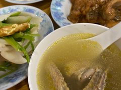 -爱的果实月嫂育婴师(世纪东方店)