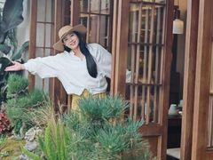 -菌自由丨野生菌火锅特色庭院餐厅(丽江古城店)