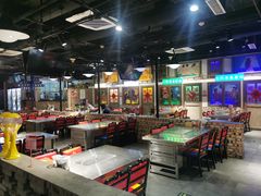 -马路牙子烧烤音乐酒馆(望京店)