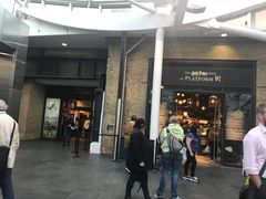 -九又四分之三站台哈利波特商店