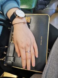 -威德钻石-克拉钻大本营(南京东路店)