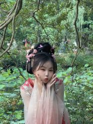 -一揽芳华汉服旗袍体验馆(拙政园店)