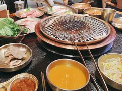 -伏一解牛烤肉专门店(信业购物中心店)