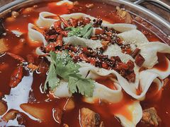 -晓彭肥肠鸡·泡椒鸡火锅(水木天地店)