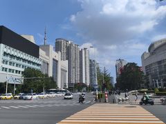 -人民广场(地铁站)