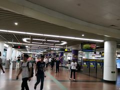 -公园前(地铁站)