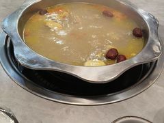 -光头药膳鸡(莱茵小镇店)