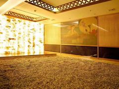 -鸿泰洋美食水会(东门中店)