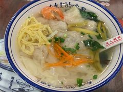 鱼肉馄饨-长人馄饨铺(解放街店)