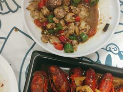 -松哥油焖大虾.小龙虾.黑鸭煲(海岸城店)