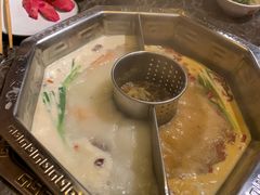 -佬土鹅肠火锅(解放路店)