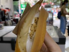 奶油肉松蛋烘糕-贺记蛋烘糕(青羊第五分店)