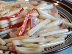 花生芽腊肉-半山腰·云南菜(侨福芳草地店)
