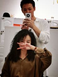 -1983 Hair Salon