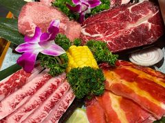 -明洞阿姨·韩式酱蟹烤肉·创意料理(三元桥店)