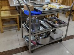 -屯老二农家铁锅炖·行业领军者(梅江店)